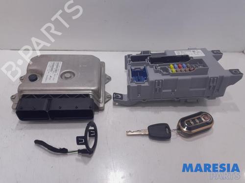Used Engine control unit (ECU) FIAT 500 (312_) 0.9 (312AXG1A, 312.AXG11) (86 hp) 31386963