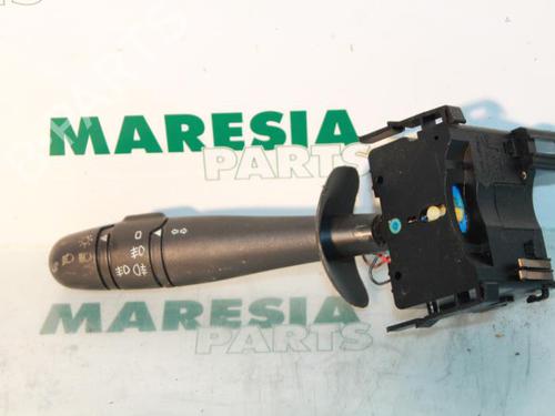 Used Steering column stalk Steering column stalk RENAULT LAGUNA II Grandtour (KG0/1_) 1.8 16V (KG0B, KG0M) (120 hp) 31424662 31424662