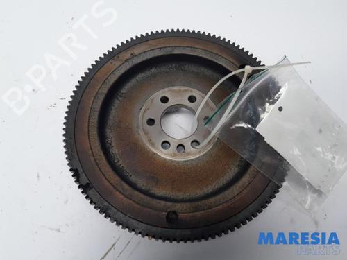 Used Flywheel PEUGEOT 208 I (CA_, CC_) 1.2 VTI 82 (82 hp) 31532042