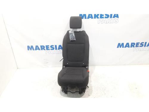 Used Right front seat PEUGEOT 5008 (0U_, 0E_) 1.6 HDi (112 hp) 31432866