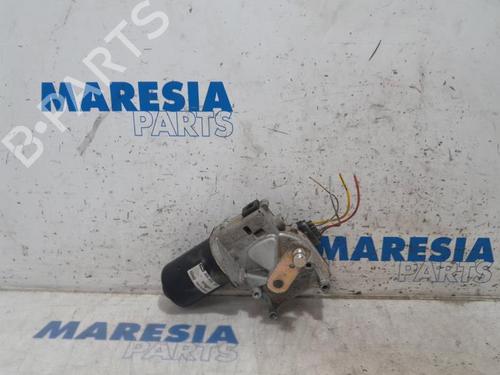 Used Front wiper motor PEUGEOT 307 CC (3B) 1.6 16V (110 hp) 31532027