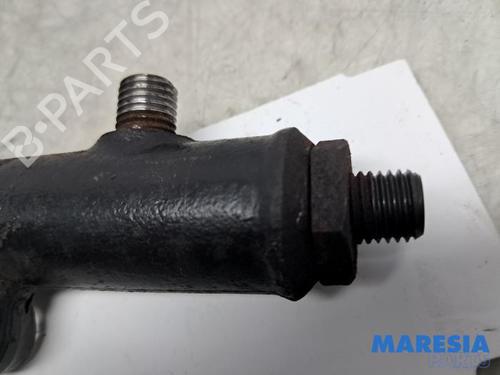 Injection rail CITROËN C6 (TD_) 2.7 HDi | BP31424667M98