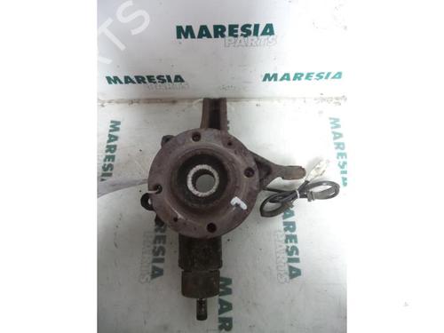Used Left front steering knuckle PEUGEOT 307 SW (3H) 2.0 HDi 135 (136 hp) 31519822