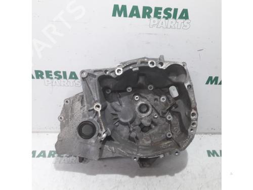 manual-gearbox-for-parts-renault-clio-iii-br01-cr01-2005-2006-2007-2008-2009-2010-2011-2012-2013-2014-31423332 main image
