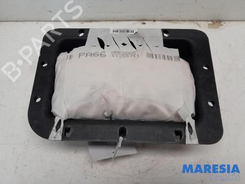 Used Passenger airbag PEUGEOT 3008 I MPV (0U_) 1.6 VTi (120 hp) 31472990