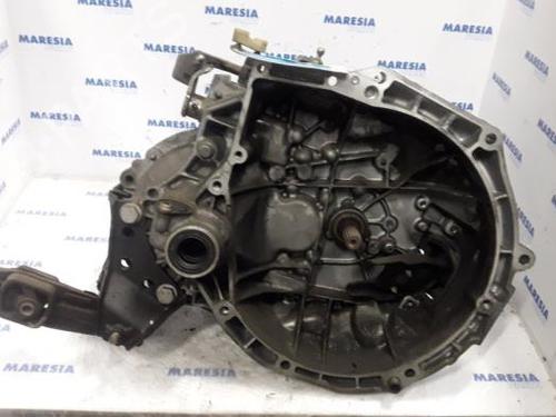 Used Gearbox PEUGEOT 207 (WA_, WC_) 1.4 16V (95 hp) 31426053