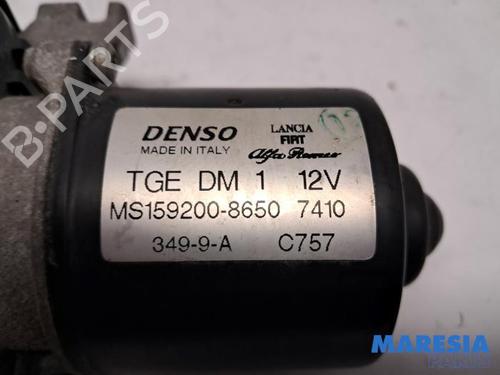Front wiper motor FIAT 500 (312_) 1.2 (312AXA1A) | BP31445739M29
