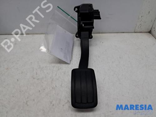 Used Pedal CITROËN C4 Grand Picasso II (DA_, DE_) 1.6 THP 165 (165 hp) 31532823