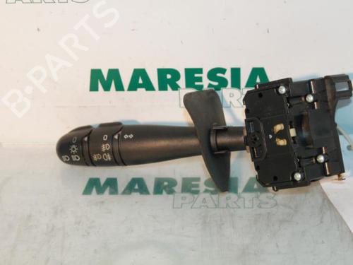 steering-column-stalk-renault-scenic-i-mpv-ja01_-fa0_-1999-2000-2001-2002-2003-2004-2005-2006-2007-2008-2009-2010-31495210 main image