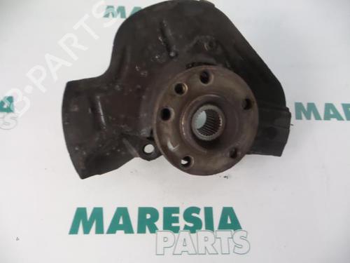 Used Left front steering knuckle PEUGEOT 807 (EB_) 2.0 (136 hp) 31460771