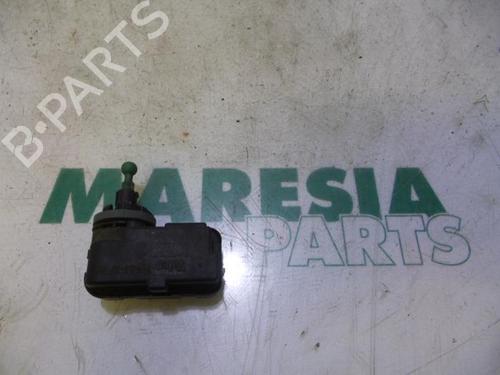 Used Headlight adjuster motor FIAT PUNTO (188_) 1.2 60 (188.030, .050, .130, .150, .230, .250) (60 hp) 31503039