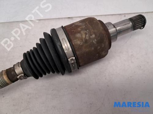 Left front driveshaft FIAT 500 (312_) 0.9 (312AXN1A) | BP31517396M38