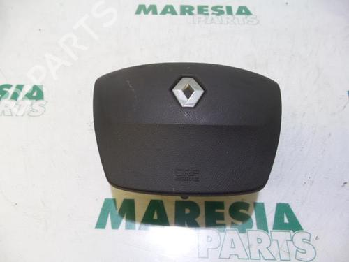 Used Driver airbag RENAULT FLUENCE (L3_) 1.5 dCi (L30B) (106 hp) 31523428