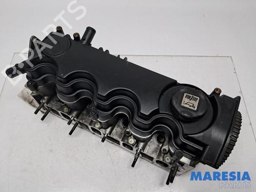 Used Cylinder head FIAT STILO (192_) 1.9 JTD (192_XF1A) (80 hp) 31535622