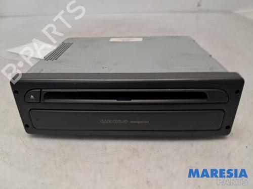 Used Electronic module RENAULT ESPACE IV (JK0/1_) 2.0 (JK0K) (133 hp) 31521759