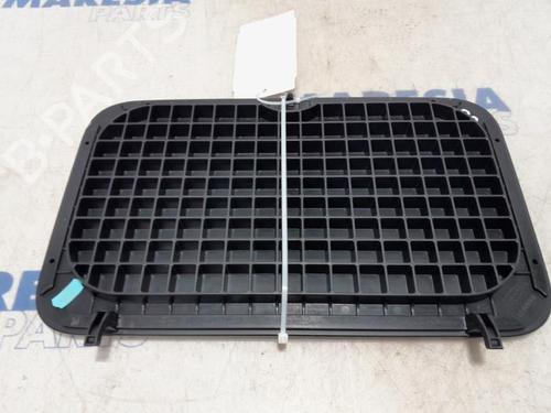 Kopholder/Genstandsholder RENAULT SCÉNIC III (JZ0/1_) 1.5 dCi (110 hp) 31504319