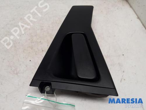 rear-right-exterior-door-handle-renault-clio-iv-grandtour-kh_-2012-2013-2014-2015-2016-2017-2018-2019-2020-2021-31512525 main image