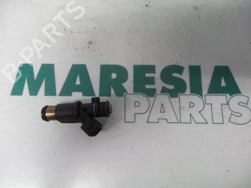 Used Injector PEUGEOT 206 Hatchback (2A/C) 1.4 i (75 hp) 31477069