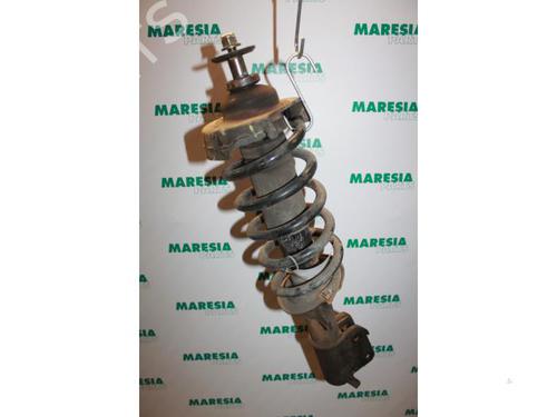 Højre fortil støddæmper RENAULT TRAFIC II Van (FL) 1.9 dCi 100 (FL0C, FL0K, FL0B) (101 hp) 31534732