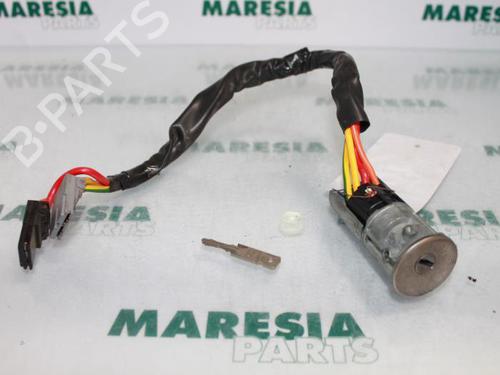 Used Ignition barrel RENAULT LAGUNA I Grandtour (K56_) 1.9 dCi (K56W) (107 hp) 31390628