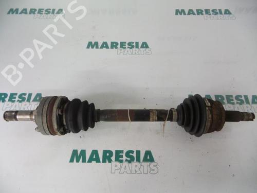 Used Left front driveshaft ALFA ROMEO 166 (936_) 2.0 T.Spark (936A3A__) (155 hp) 31512984