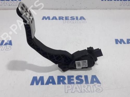 Used Electronic module CITROËN DS3 (SA_) 1.6 THP 155 (156 hp) 31472719