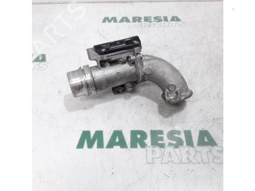 Used Throttle body RENAULT MEGANE III Grandtour (KZ0/1) 1.5 dCi (KZ0C, KZ1A) (90 hp) 31480910