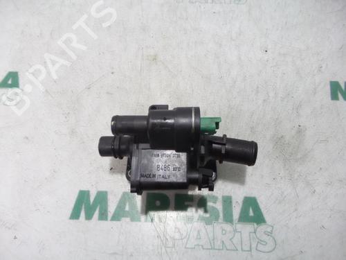 Used Thermostat housing PEUGEOT 206 Hatchback (2A/C) 1.4 HDi eco 70 (68 hp) 31503968