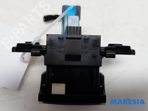 Switch PEUGEOT 308 SW II (LC_, LJ_, LR_, LX_, L4_) 1.2 THP 110 | BP31415032I30