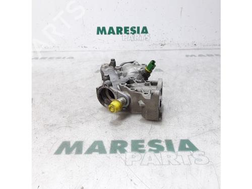 Used Thermostat housing CITROËN XSARA PICASSO (N68) 1.8 16V (115 hp) 31477584