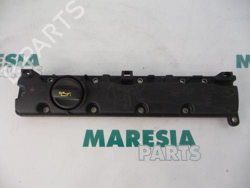 Used Valve cover PEUGEOT 807 (EB_) 2.0 (136 hp) 31451335
