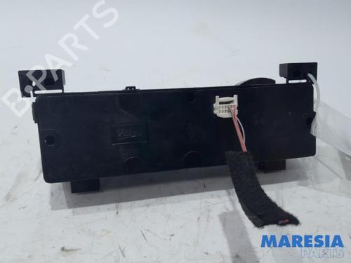 Climate control RENAULT TWINGO III (BCM_, BCA_) 1.0 SCe 70 | BP31425944I5