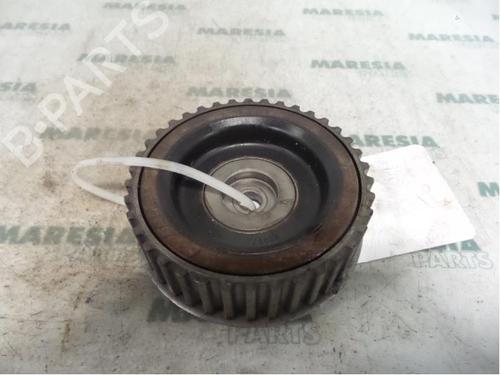 Used Pulley RENAULT SCÉNIC I MPV (JA0/1_, FA0_) 2.0 16V (JA1D, JA17) (140 hp) 31418345