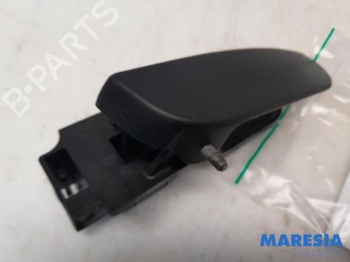 front-left-exterior-door-handle-fiat-fiorino-box-bodympv-225_-2007-31402779 main image