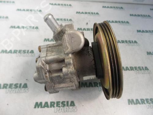 Used Steering pump Steering pump FIAT PUNTO (176_) 60 1.2 (176AP, 176AR, 176AQ, 176BB) (60 hp) 31394460 31394460