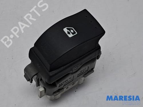 Mando RENAULT ESPACE IV (JK0/1_) 2.0 (JK0A, JK1D, JK0N) (170 hp) 31411607