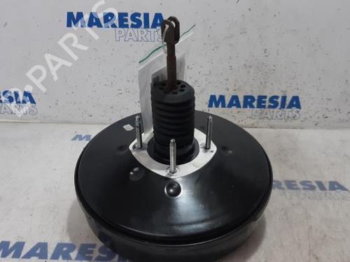 Used Servo brake RENAULT TRAFIC III Van (FG_) 1.6 dCi 95 (FGMJ, FGMR) (95 hp) 31411255