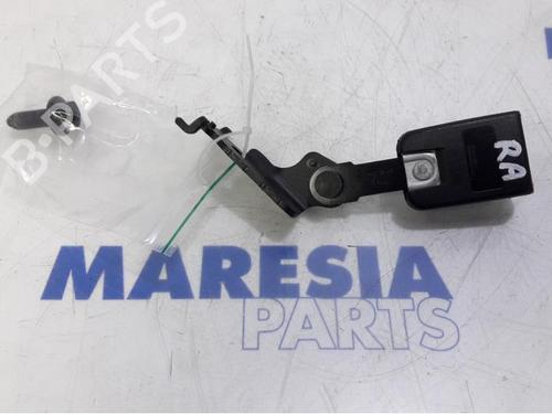 Used Seat buckle RENAULT MEGANE III Grandtour (KZ0/1) 1.5 dCi (KZ0C, KZ1A) (90 hp) 31446003