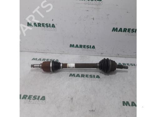 Used Left front driveshaft CITROËN C4 Grand Picasso II (DA_, DE_) 1.6 HDi / BlueHDi 115 (115 hp) 31517897