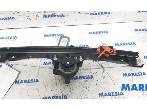 Used Front right window mechanism FIAT PUNTO (199_) 0.9 (101 hp) 31403916