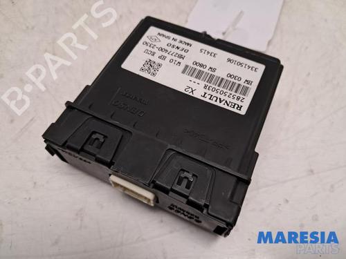 Electronic module RENAULT ZOE Hatchback Van (BFM_) Electric (BFME) | BP31496592M83