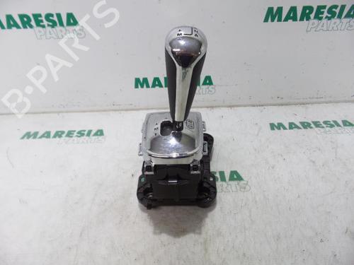 Used Gear lever PEUGEOT 208 I (CA_, CC_) 1.4 HDi (68 hp) 31485336