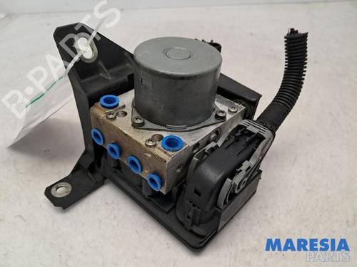 Used ABS pump FIAT 500L (351_, 352_) 1.4 (199LYF1B) (120 hp) 31407173
