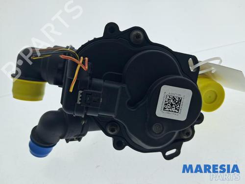 Used Thermostat housing Thermostat housing 36985620 36985620