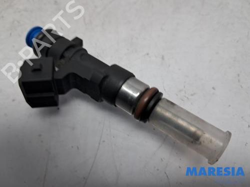 Inyector ALFA ROMEO MITO (955_) 1.4 TJet (955AXG1A) (120 hp) 31448151