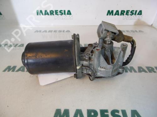 Used Front wiper motor RENAULT ESPACE II (J/S63_) 2.8 V6 (J638, J63J) (150 hp) 31482622