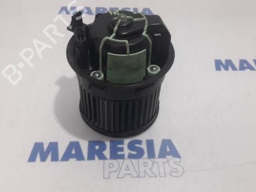 Used Heater blower motor PEUGEOT 308 CC (4B_) 1.6 HDi (112 hp) 31418404