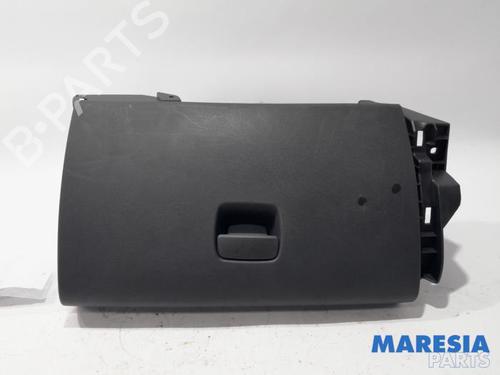 Handskerum OPEL VIVARO B Van (X82) 1.6 CDTI (05) (125 hp) 31521641