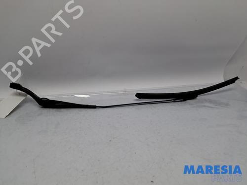 Used Front windshield wiper arm Front windshield wiper arm PEUGEOT 308 II (LB_, LP_, LW_, LH_, L3_) 1.2 THP 110 (110 hp) 31402715 31402715