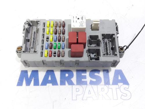 Used Fuse box FIAT BRAVO II (198_) 1.6 D Multijet (198AXL1B) (120 hp) 31464397